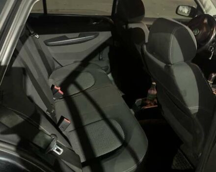 Серый Шкода Фабия, объемом двигателя 1.39 л и пробегом 245 тыс. км за 5000 $, фото 5 на Automoto.ua