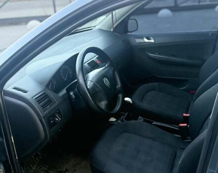 Шкода Фабия 2005 в Ивано-Франковске на Automoto.ua Серый Шкода Фабия, объемом двигателя 1.2 л и пробегом 198 тыс. км за 3100 $, фото 8 на Automoto.ua