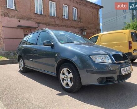 Серый Шкода Фабия, объемом двигателя 1.39 л и пробегом 191 тыс. км за 4550 $, фото 6 на Automoto.ua