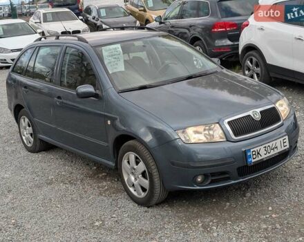 Шкода Фабия 2005 в Ровно на Automoto.ua Серый Шкода Фабия, объемом двигателя 1.39 л и пробегом 180 тыс. км за 3990 $, фото 7 на Automoto.ua