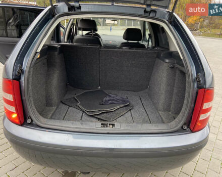 Серый Шкода Фабия, объемом двигателя 1.4 л и пробегом 165 тыс. км за 5450 $, фото 33 на Automoto.ua