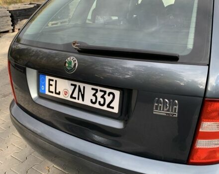 Серый Шкода Фабия, объемом двигателя 1.4 л и пробегом 225 тыс. км за 4450 $, фото 4 на Automoto.ua