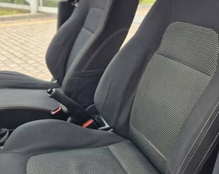 Серый Шкода Фабия, объемом двигателя 1.39 л и пробегом 299 тыс. км за 2999 $, фото 53 на Automoto.ua