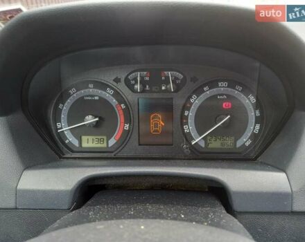 Сірий Шкода Фабія, об'ємом двигуна 1.39 л та пробігом 235 тис. км за 3900 $, фото 2 на Automoto.ua
