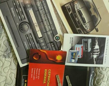 Серый Шкода Фабия, объемом двигателя 1.39 л и пробегом 230 тыс. км за 5000 $, фото 24 на Automoto.ua