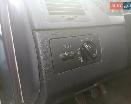 Шкода Фабия 2006 в Полтаве на Automoto.ua Серый Шкода Фабия, объемом двигателя 1.39 л и пробегом 218 тыс. км за 5100 $, фото 11 на Automoto.ua