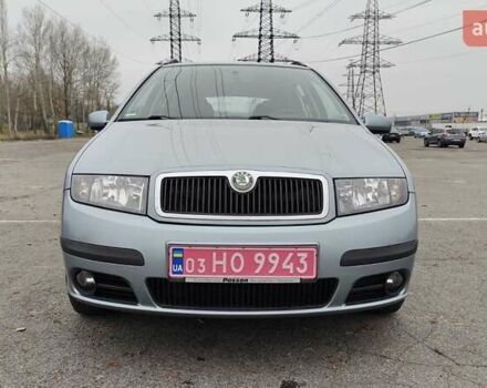 Серый Шкода Фабия, объемом двигателя 1.4 л и пробегом 194 тыс. км за 4900 $, фото 8 на Automoto.ua