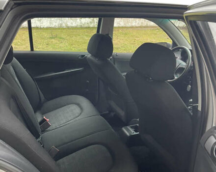 Серый Шкода Фабия, объемом двигателя 1.2 л и пробегом 175 тыс. км за 2800 $, фото 20 на Automoto.ua