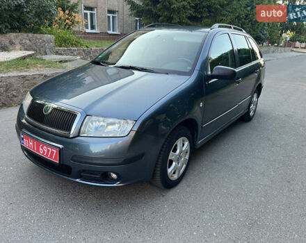 Серый Шкода Фабия, объемом двигателя 0 л и пробегом 208 тыс. км за 4700 $, фото 3 на Automoto.ua