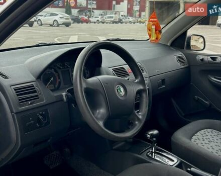 Серый Шкода Фабия, объемом двигателя 1.39 л и пробегом 164 тыс. км за 4444 $, фото 22 на Automoto.ua