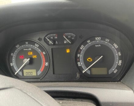 Сірий Шкода Фабія, об'ємом двигуна 1.4 л та пробігом 252 тис. км за 1300 $, фото 8 на Automoto.ua