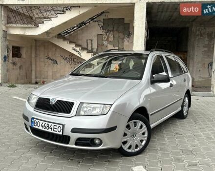 Серый Шкода Фабия, объемом двигателя 1.39 л и пробегом 164 тыс. км за 4299 $, фото 4 на Automoto.ua