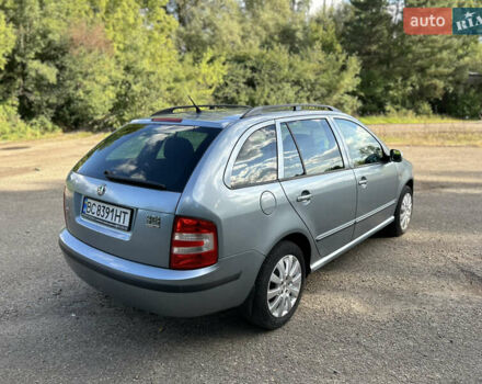 Сірий Шкода Фабія, об'ємом двигуна 1.39 л та пробігом 185 тис. км за 4000 $, фото 10 на Automoto.ua