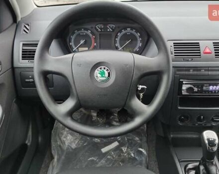 Серый Шкода Фабия, объемом двигателя 1.4 л и пробегом 194 тыс. км за 4900 $, фото 10 на Automoto.ua