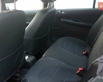 Шкода Фабия 2006 в Сумах на Automoto.ua Серый Шкода Фабия, объемом двигателя 1.39 л и пробегом 183 тыс. км за 5100 $, фото 2 на Automoto.ua