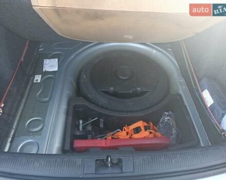 Шкода Фабия 2006 в Полтаве на Automoto.ua Серый Шкода Фабия, объемом двигателя 1.39 л и пробегом 218 тыс. км за 5100 $, фото 17 на Automoto.ua