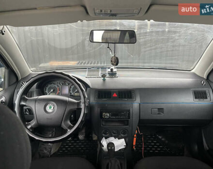 Серый Шкода Фабия, объемом двигателя 1.4 л и пробегом 340 тыс. км за 4500 $, фото 1 на Automoto.ua