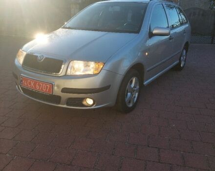 Серый Шкода Фабия, объемом двигателя 1.4 л и пробегом 160 тыс. км за 3950 $, фото 3 на Automoto.ua