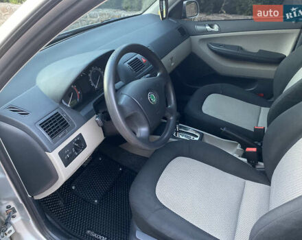 Сірий Шкода Фабія, об'ємом двигуна 1.39 л та пробігом 160 тис. км за 5800 $, фото 14 на Automoto.ua