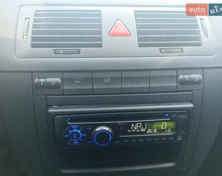 Шкода Фабия 2006 в Полтаве на Automoto.ua Серый Шкода Фабия, объемом двигателя 1.39 л и пробегом 218 тыс. км за 5100 $, фото 18 на Automoto.ua