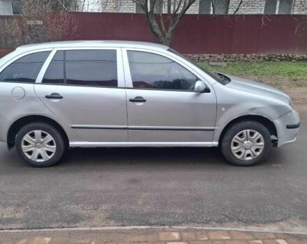 Сірий Шкода Фабія, об'ємом двигуна 1.4 л та пробігом 250 тис. км за 2850 $, фото 5 на Automoto.ua