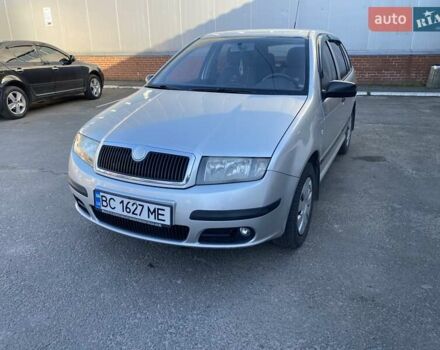 Сірий Шкода Фабія, об'ємом двигуна 1.2 л та пробігом 180 тис. км за 3300 $, фото 1 на Automoto.ua