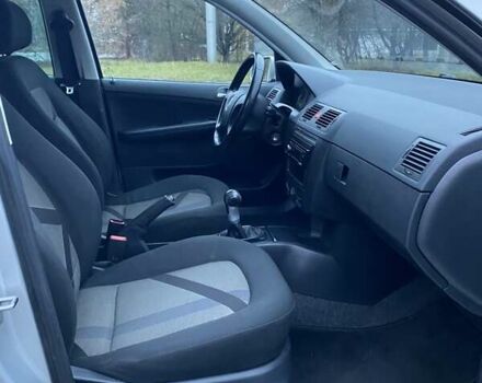 Сірий Шкода Фабія, об'ємом двигуна 1.4 л та пробігом 204 тис. км за 4999 $, фото 13 на Automoto.ua