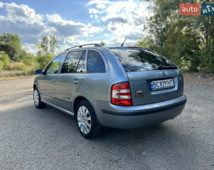 Сірий Шкода Фабія, об'ємом двигуна 1.39 л та пробігом 185 тис. км за 4000 $, фото 7 на Automoto.ua