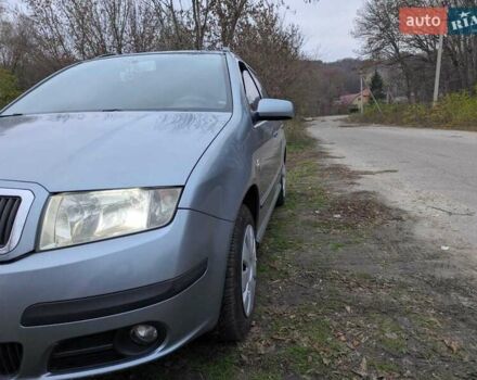 Серый Шкода Фабия, объемом двигателя 1.39 л и пробегом 230 тыс. км за 5000 $, фото 4 на Automoto.ua