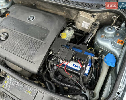 Серый Шкода Фабия, объемом двигателя 1.4 л и пробегом 270 тыс. км за 2550 $, фото 13 на Automoto.ua