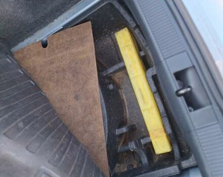 Сірий Шкода Фабія, об'ємом двигуна 1.4 л та пробігом 215 тис. км за 2800 $, фото 10 на Automoto.ua