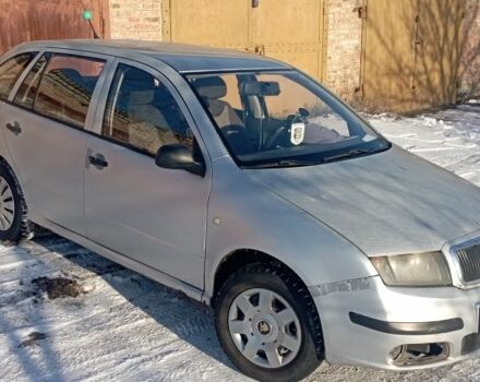 Серый Шкода Фабия, объемом двигателя 1.2 л и пробегом 236 тыс. км за 2000 $, фото 2 на Automoto.ua