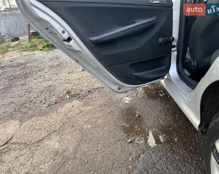 Сірий Шкода Фабія, об'ємом двигуна 1.2 л та пробігом 283 тис. км за 3500 $, фото 4 на Automoto.ua