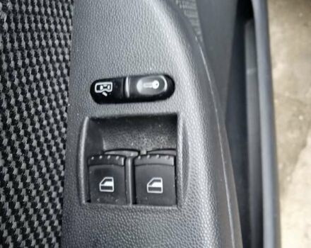 Серый Шкода Фабия, объемом двигателя 1.2 л и пробегом 290 тыс. км за 3400 $, фото 18 на Automoto.ua