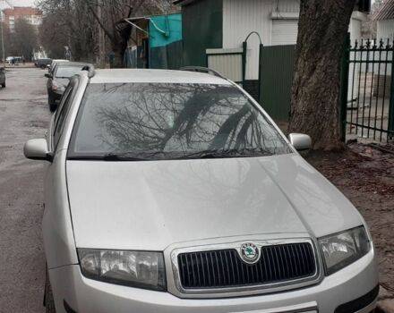 Серый Шкода Фабия, объемом двигателя 1.4 л и пробегом 188 тыс. км за 4199 $, фото 3 на Automoto.ua