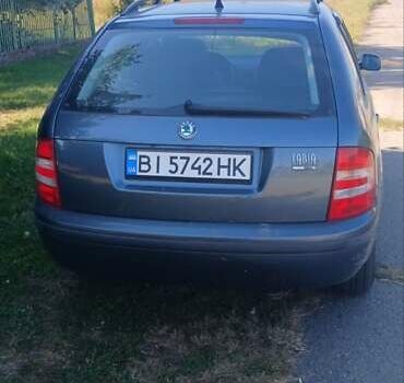 Серый Шкода Фабия, объемом двигателя 1.39 л и пробегом 220 тыс. км за 3500 $, фото 1 на Automoto.ua