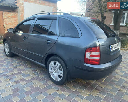 Серый Шкода Фабия, объемом двигателя 1.39 л и пробегом 197 тыс. км за 3950 $, фото 8 на Automoto.ua