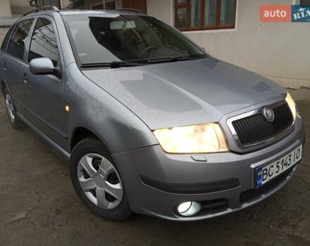 Серый Шкода Фабия, объемом двигателя 1.2 л и пробегом 290 тыс. км за 3400 $, фото 1 на Automoto.ua