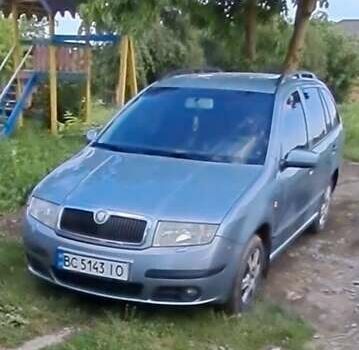 Серый Шкода Фабия, объемом двигателя 1.2 л и пробегом 289 тыс. км за 2600 $, фото 2 на Automoto.ua