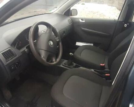Серый Шкода Фабия, объемом двигателя 1.39 л и пробегом 155 тыс. км за 4650 $, фото 5 на Automoto.ua