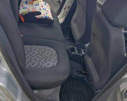 Сірий Шкода Фабія, об'ємом двигуна 1.2 л та пробігом 268 тис. км за 2950 $, фото 16 на Automoto.ua