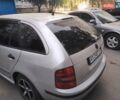 Серый Шкода Фабия, объемом двигателя 1.39 л и пробегом 300 тыс. км за 4250 $, фото 1 на Automoto.ua