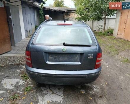 Сірий Шкода Фабія, об'ємом двигуна 1.39 л та пробігом 209 тис. км за 1500 $, фото 2 на Automoto.ua
