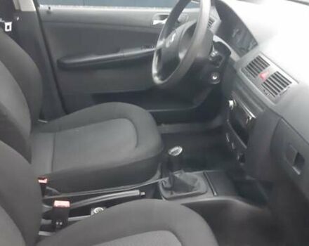 Серый Шкода Фабия, объемом двигателя 1.39 л и пробегом 155 тыс. км за 4650 $, фото 13 на Automoto.ua