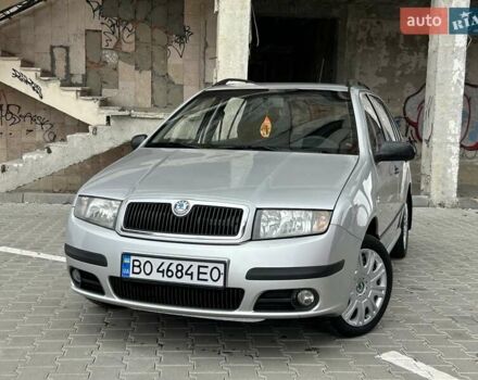 Серый Шкода Фабия, объемом двигателя 1.39 л и пробегом 164 тыс. км за 4444 $, фото 3 на Automoto.ua