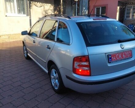 Серый Шкода Фабия, объемом двигателя 1.4 л и пробегом 160 тыс. км за 3950 $, фото 2 на Automoto.ua