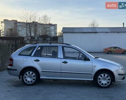 Сірий Шкода Фабія, об'ємом двигуна 1.39 л та пробігом 164 тис. км за 3999 $, фото 17 на Automoto.ua