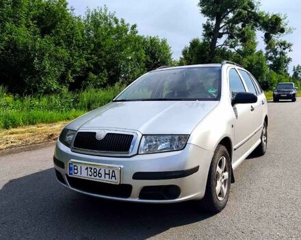 Серый Шкода Фабия, объемом двигателя 1.4 л и пробегом 262 тыс. км за 3800 $, фото 2 на Automoto.ua