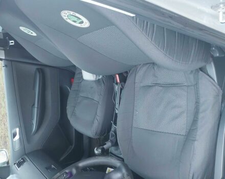 Сірий Шкода Фабія, об'ємом двигуна 1.4 л та пробігом 247 тис. км за 4000 $, фото 6 на Automoto.ua