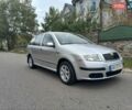 Сірий Шкода Фабія, об'ємом двигуна 1.39 л та пробігом 220 тис. км за 5200 $, фото 1 на Automoto.ua